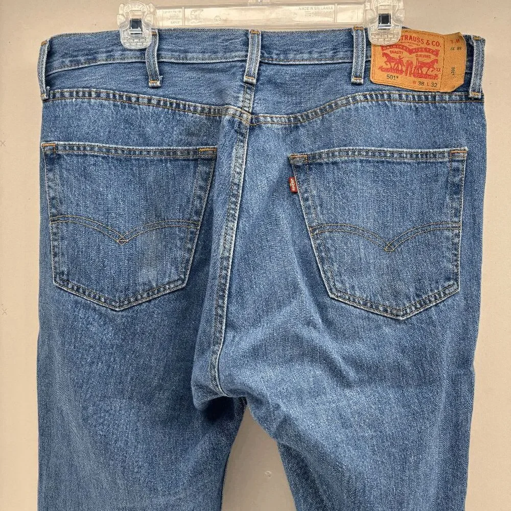 Vintage 2002 Levi’s 501 Faded Distressed Denim Jeans 38x32 (38x31 Actual)‎ Y2K
